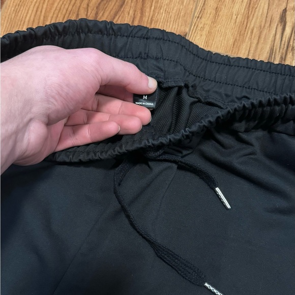 Shorts - Picture 2 of 3